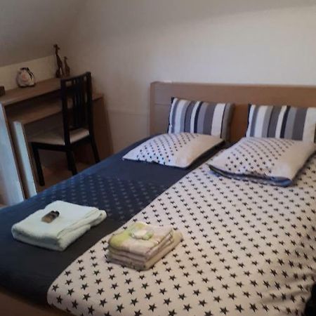 Kerniguez 3 Bed & Breakfast Carhaix-Plouguer Exterior photo