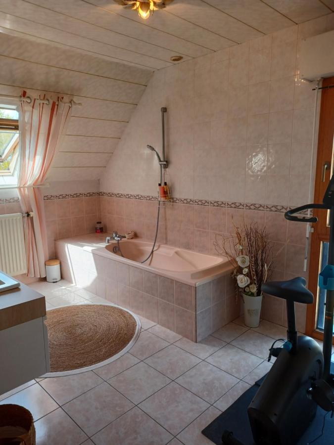 Kerniguez 3 Bed & Breakfast Carhaix-Plouguer Exterior photo
